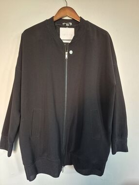 Sosken Studios Black Drape Full Zip Bomber Style Fall Jacket Pockets Size 3 /L